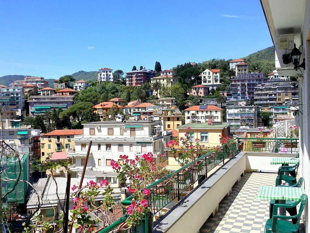 Attic Apartment Rapallo Italia